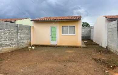 Imagem: A casa possui 2 Dormitórios, 1 Banheiro e 148m² de Área e