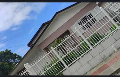 Imagem 1: Temporada. Acomodam 6 pessoas, 2 Vagas na garageme2 Dormitórios