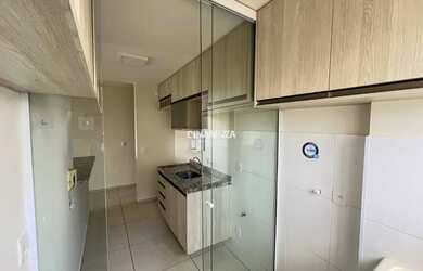 Imagem 7: Apartamento com sacada, 2 quartos planejados com ar-condicionado já instalado...