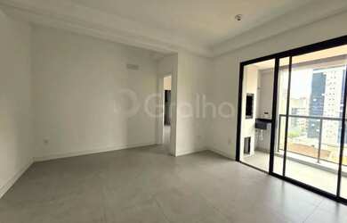 Imagem 2: Apartamento para Venda em Florianópolis, Centro, 1 dormitório, 1 suíte,...