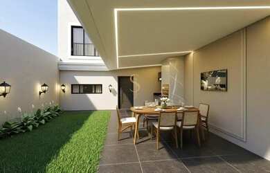 Imagem: A casa possui 3 Dormitórios, 3 Banheiros, 4 Vagas na garagem