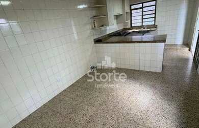 Imagem 4: Casa com 3 dormitórios à venda, 215 m² por R$ 650.000 - Osvaldo Rezende...