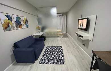 Imagem: O apartamento possui 1 Dormitório, 1 Banheiro, 38m² de Área