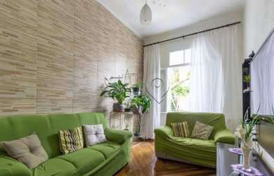 Imagem 2: Sobrado Residencial. 240m² de Área, 1 Vaga na garageme2 Dormitórios