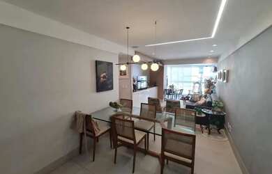 Imagem: O apartamento possui 3 Dormitórios, 2 Banheiros, 2 Vagas na