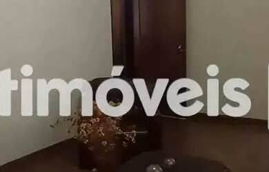 Imagem 9: Casa ampla com dois níveis e excelente distribuição de espaços