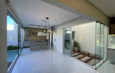 Imagem 12: Linda Casa com 3/4 sendo 01 Reformada no Condomínio Allure