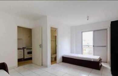 Imagem: A kitnet possui 1 Banheiro, 1 Vaga na garagem, 47m² de Área