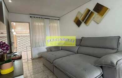 Imagem: A casa possui 2 Dormitórios, 1 Banheiro, 2 Vagas na garagem