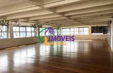 Imagem: O depósito à venda possui 2 Vagas na garagem e 201m² de Área