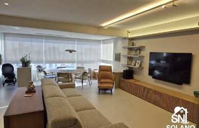 Imagem: O apartamento possui 3 Dormitórios, 1 Banheiro, 3 Vagas na