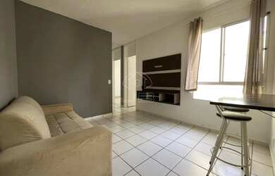 Imagem: O apartamento possui 2 Dormitórios, 1 Banheiro, 1 Vaga na garagem