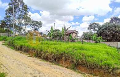 Imagem: O terreno possui 489m² de Área e está localizado em Veraneio
