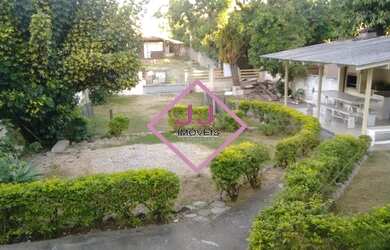 Imagem: A casa à venda possui 3 Dormitórios, 2 Banheiros, 1 Vaga na