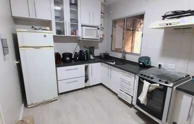 Imagem: A casa em condomínio possui 2 Dormitórios, 1 Banheiro, 1 Vaga