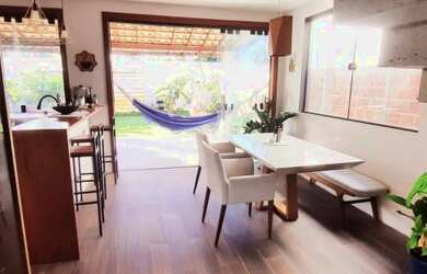 Imagem: A casa em condomínio possui 4 Dormitórios, 3 Banheiros, 1