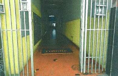 Imagem 2: LOJA à venda com 85.49m² por R$ 216.898,00 no bairro Centro Cívico...