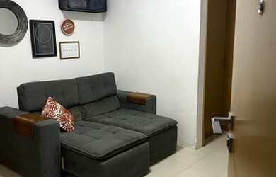 Imagem: O apartamento possui 1 Dormitório, 1 Banheiro, 2 Vagas na garagem