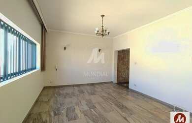 Imagem: O depósito possui 2 Vagas na garagem e 197m² de Área e está