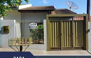 Imagem: A casa possui 2 Dormitórios, 1 Banheiro, 1 Vaga na garagem