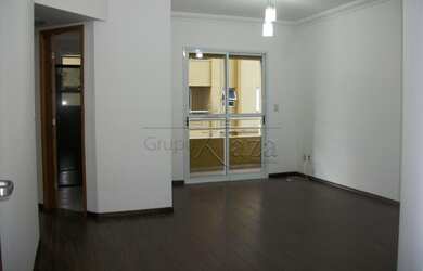 Imagem: O apartamento possui 2 Dormitórios, 2 Banheiros, 2 Vagas na