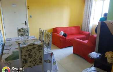 Imagem: O apartamento possui 2 Dormitórios, 1 Banheiro e 1 Vaga na