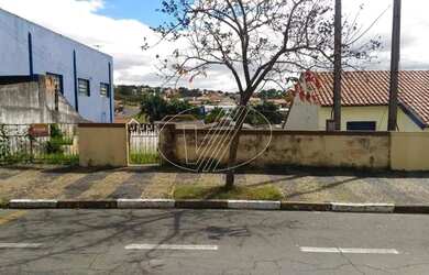 Imagem: O terreno possui 250m² de Área e está localizado em Vila