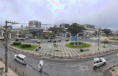 Imagem: A casa possui 3 Dormitórios, 4 Banheiros, 1 Vaga na garagem