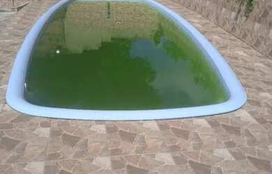 Imagem: A casa possui 2 Dormitórios, 3 Banheiros, 2 Vagas na garagem