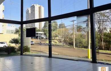 Imagem: O depósito possui 4 Vagas na garagem, 100m² de Área e está