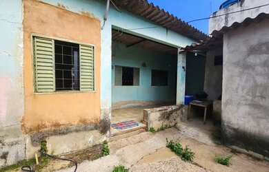 Imagem 3: Casa QNM 06. Área de serviço, 2 Banheirose2 Dormitórios