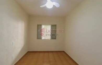 Imagem 12: Casa Padrão em Jundiaí. Varanda, 90m² de Área, 1 Vaga na garageme2...