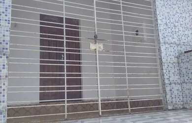 Imagem: A casa possui 2 Dormitórios, 1 Banheiro, 48m² de Área e