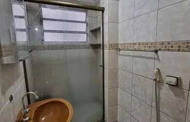 Imagem: O apartamento possui 1 Dormitório, 1 Banheiro, 1 Vaga na garagem