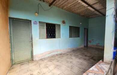 Imagem 4: Casa QNM 06. Área de serviço, 2 Banheirose2 Dormitórios