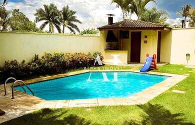 Imagem: A casa em condomínio possui 3 Dormitórios, 4 Banheiros, 3