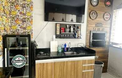 Imagem: A casa em condomínio possui 3 Dormitórios, 5 Banheiros, Imóvel