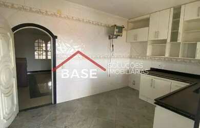 Imagem 5: Casa com 360m² alugando no Fonte Grande, valor R$ 9.000,00