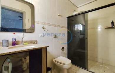 Imagem 10: Casa Residencial com 4 quartos para alugar por R$ 5200.00, 185.00 m2 - SAN CONRADO - LONDR