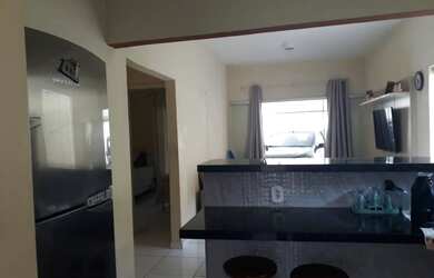 Imagem: A casa possui 3 Dormitórios, 3 Banheiros, 2 Vagas na garagem