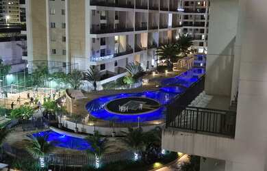 Imagem: O apartamento possui 1 Dormitório, 1 Banheiro, 2 Vagas na garagem