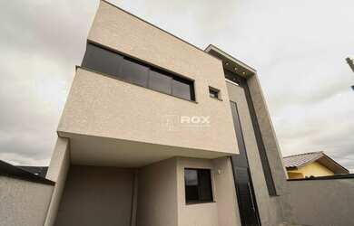 Imagem: A casa em condomínio possui 3 Dormitórios, 4 Banheiros, 2