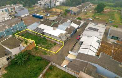 Imagem: O terreno à venda possui e está localizado em Maria Luiza