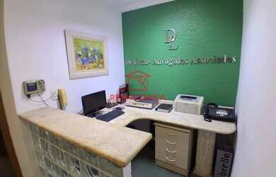 Imagem: O depósito possui 209m² de Área e está localizado em Centro