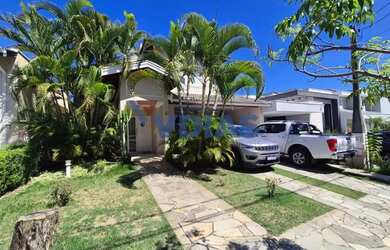Imagem: A casa em condomínio possui 3 Dormitórios, 3 Banheiros, 4