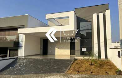 Imagem: A casa em condomínio possui 4 Dormitórios, 1 Banheiro, 4 Vagas