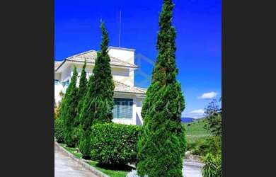 Imagem: A casa em condomínio possui 3 Dormitórios, 5 Banheiros, 4