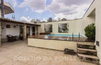 Imagem: O apartamento na cobertura possui 4 Dormitórios, 1 Banheiro