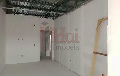 Imagem 6: Salão comercial novo a estrear na Av Robert Kennedy