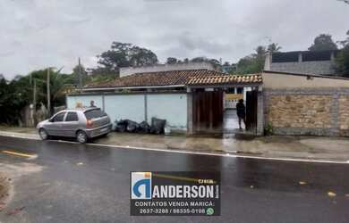Imagem: A casa possui 3 Dormitórios, 2 Banheiros, 3 Vagas na garagem